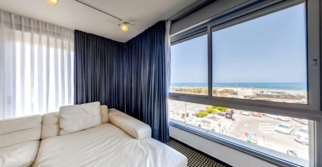 Beach Luxury Apartments And Suites 텔아비브 외부 사진
