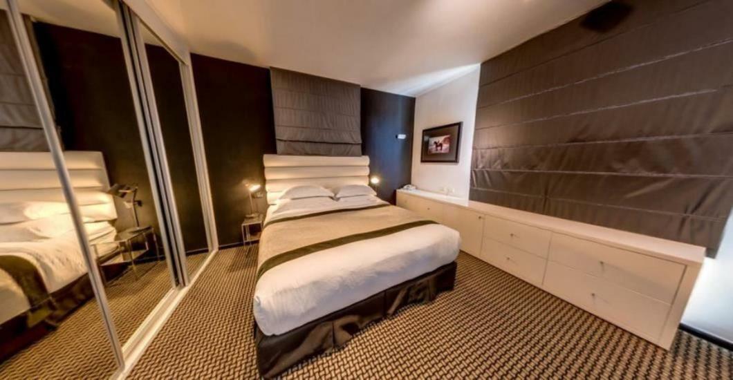 Beach Luxury Apartments And Suites 텔아비브 외부 사진